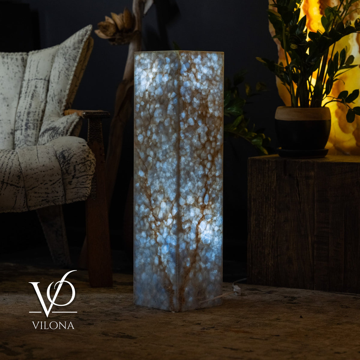 Small Arctic Onyx Square Floor Lamp – 31.5" Tall