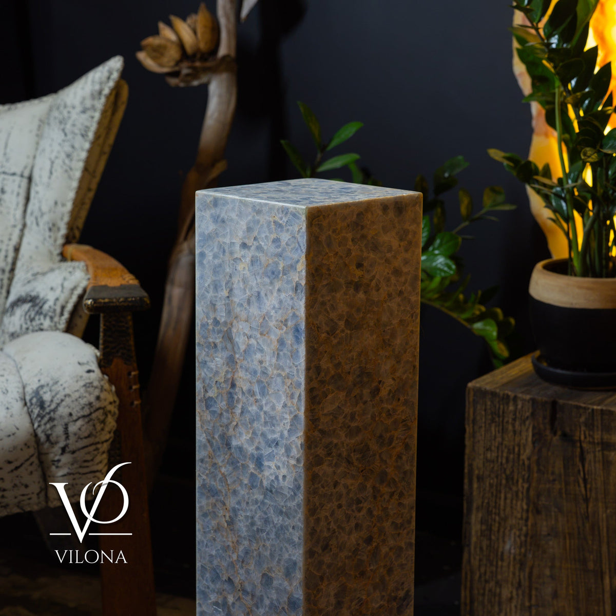 Small Arctic Onyx Square Floor Lamp – 31.5" Tall