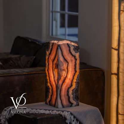 Onyx Live Edge Table Lamp – 16" Tall