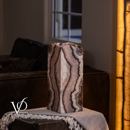 Onyx Live Edge Table Lamp – 16" Tall
