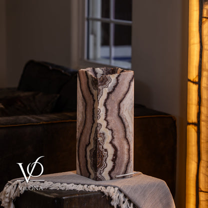 Onyx Live Edge Table Lamp – 16" Tall