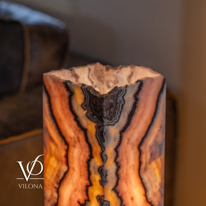 Onyx Live Edge Table Lamp – 16" Tall