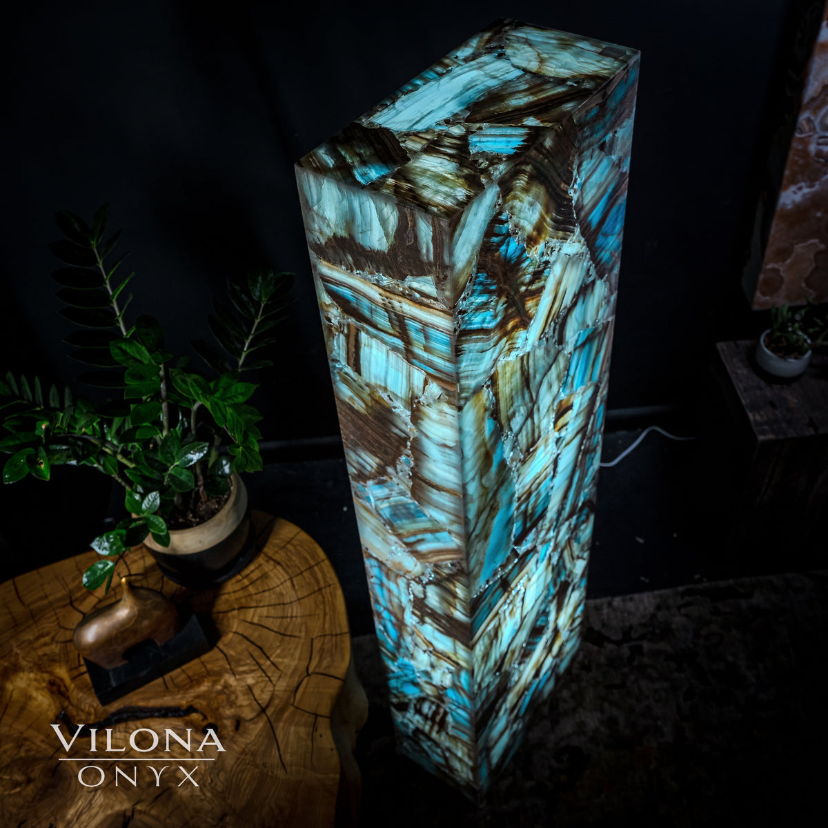 Medium Argentina Blue Onyx Rectangular Floor Lamp – 55" Tall