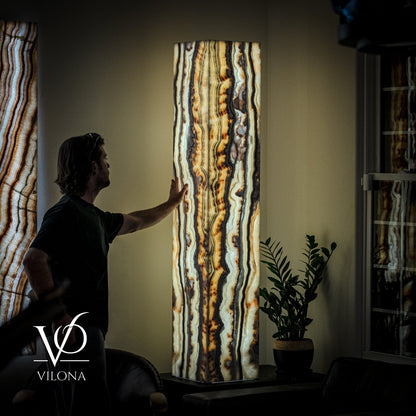 Large Sahara Onyx Square Floor Lamp – 63" Tall