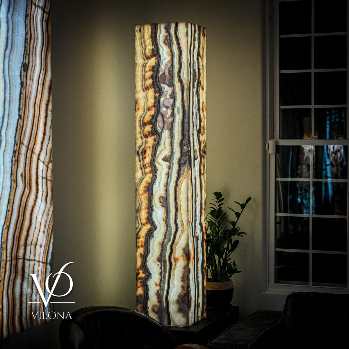 Large Sahara Onyx Square Floor Lamp – 63" Tall