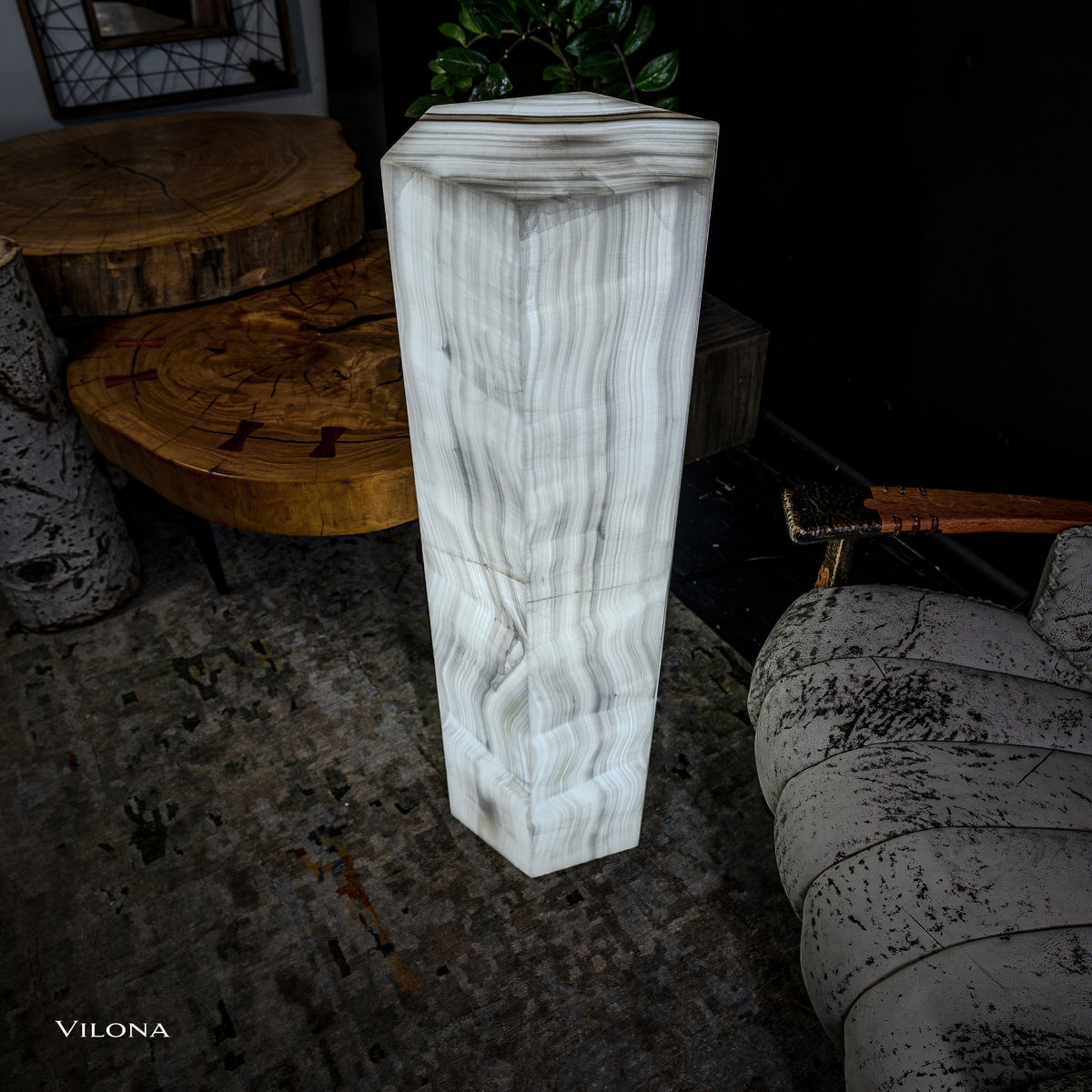 Small White Ice Onyx Hexagonal Floor Lamp – 39.5" Tall